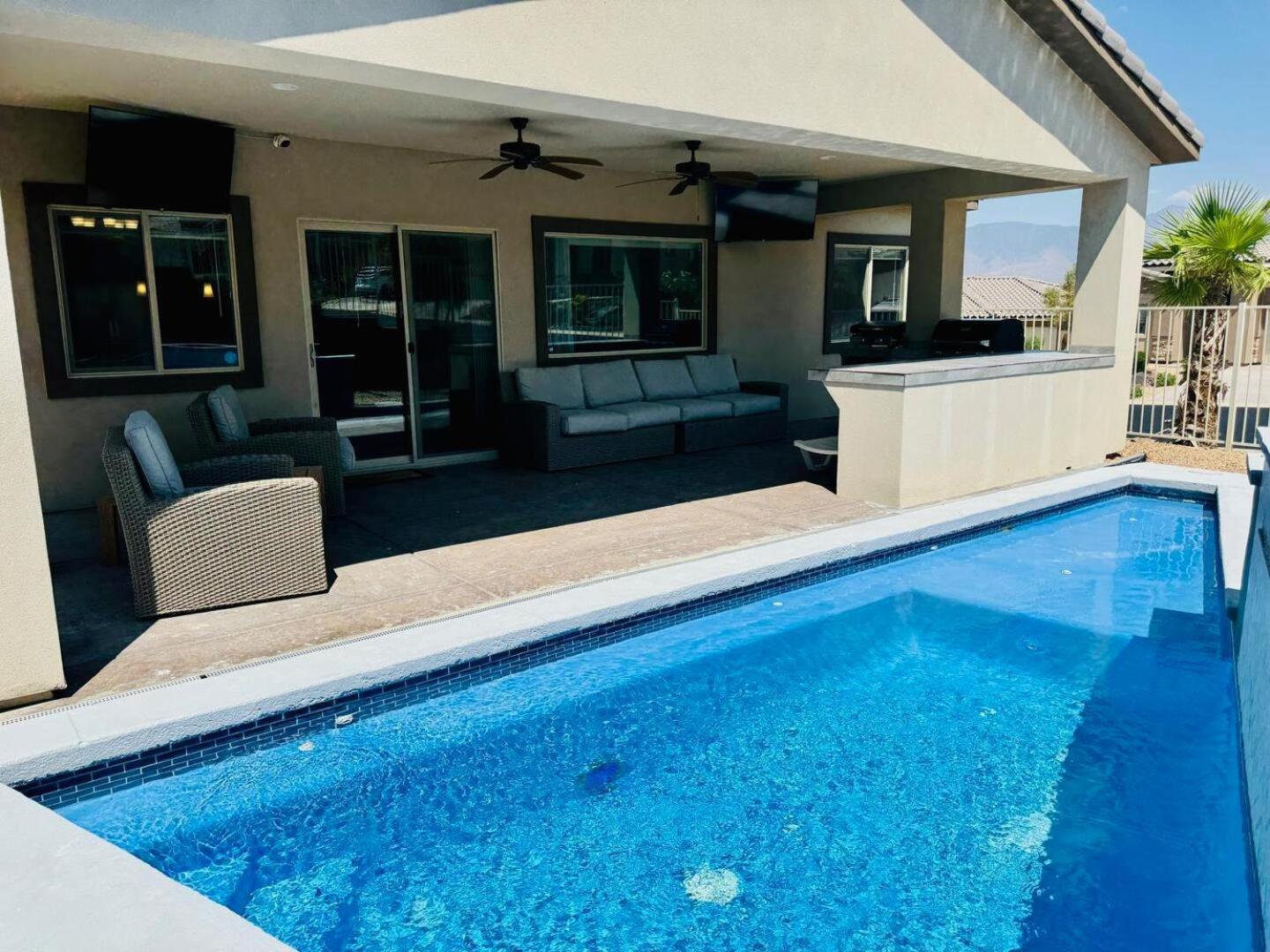 Miscellaneous Market Vacations - Nevada Nights Villa - Property Image 1