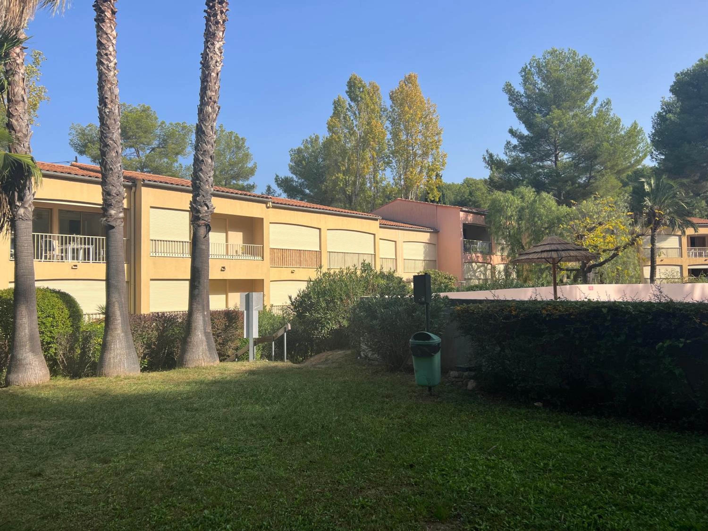 Appartement piscine tennis accès privé plage Joïa