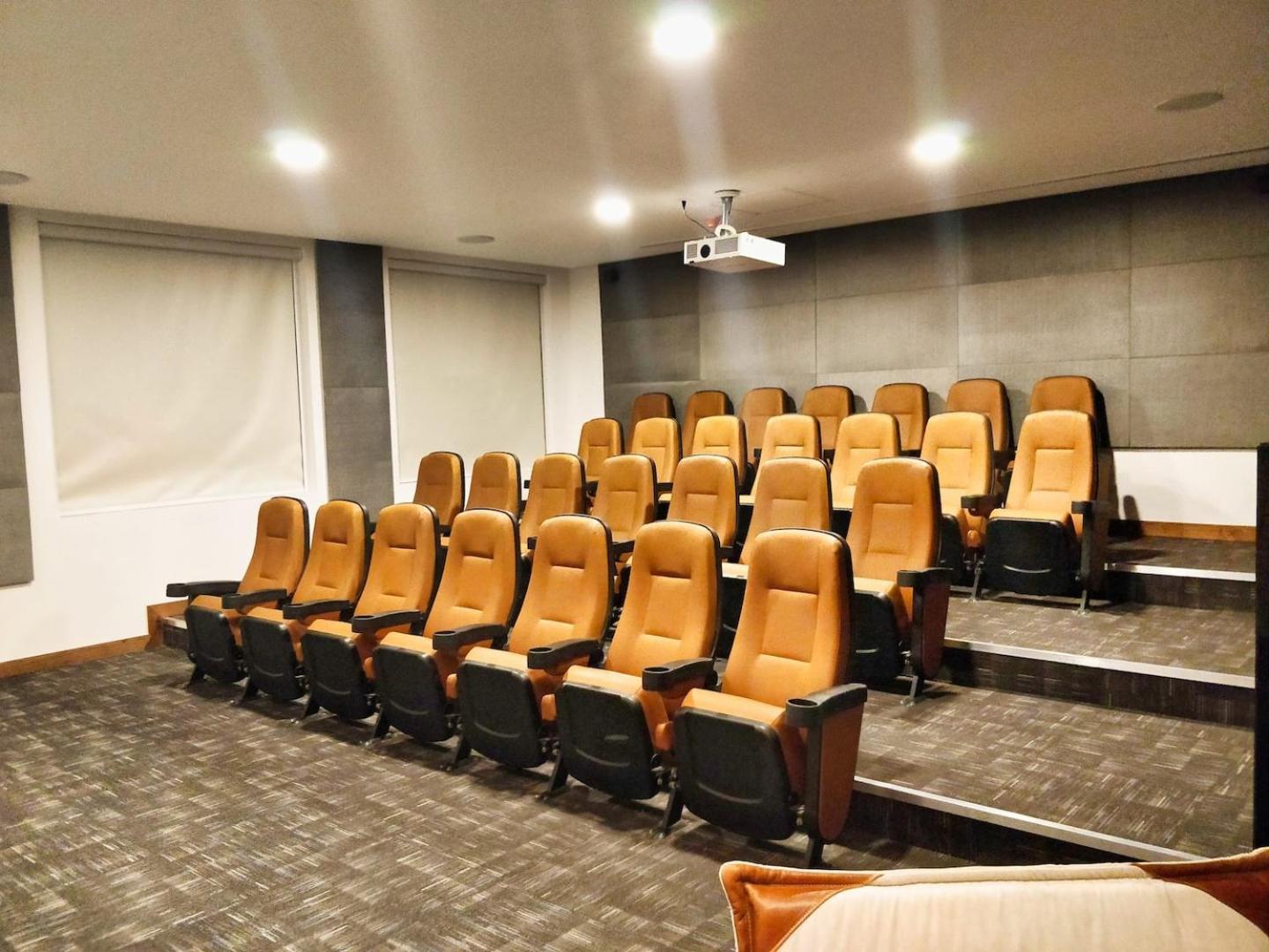 meeting & event spaces