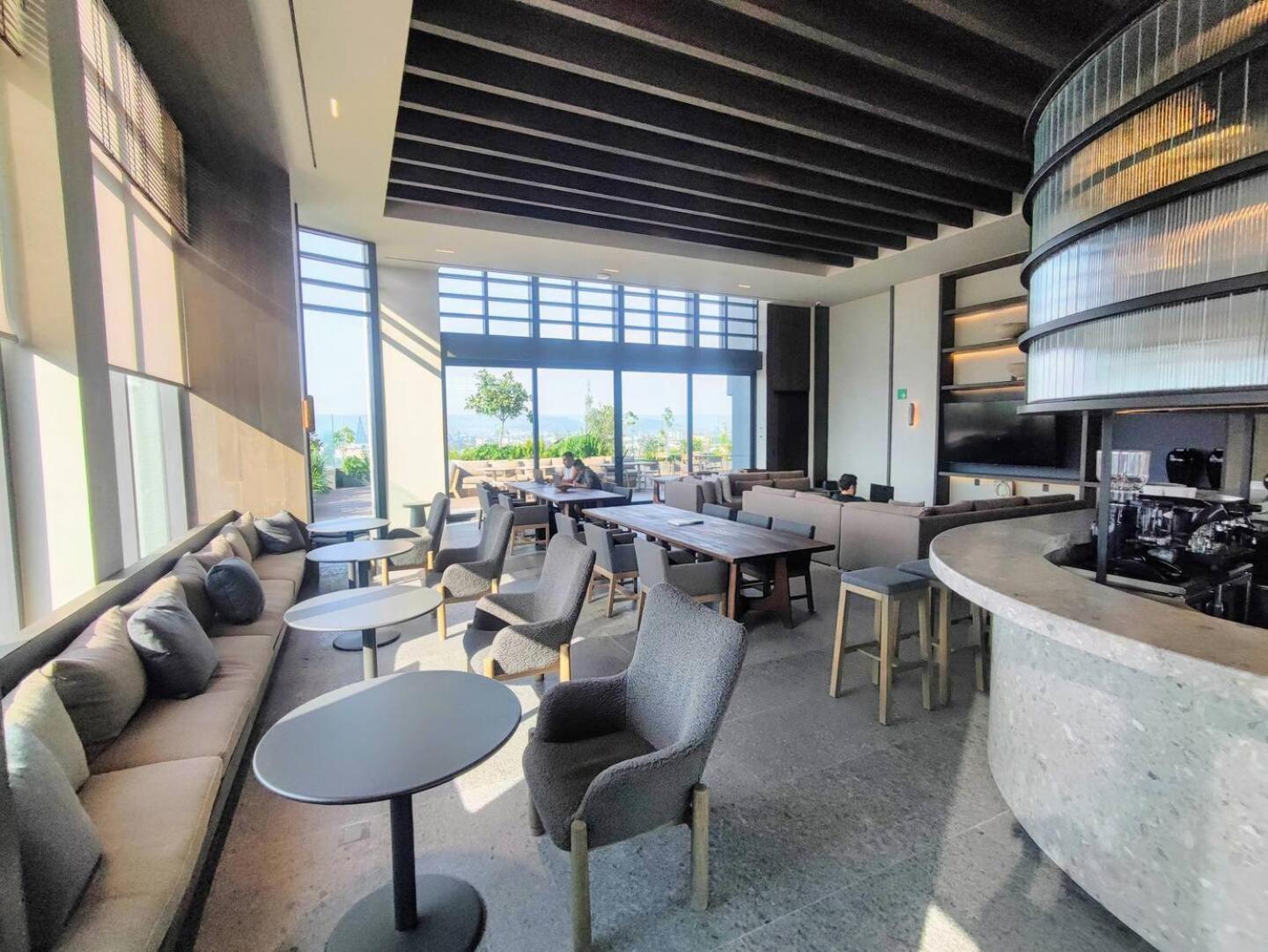 lounge