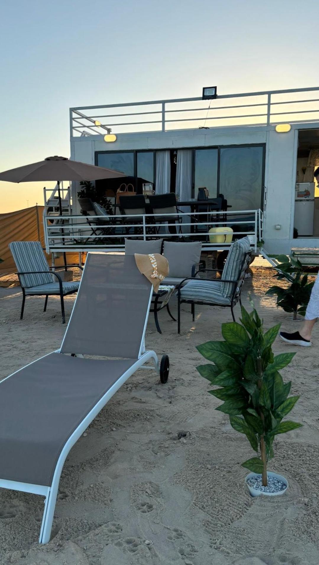 Beach Camp