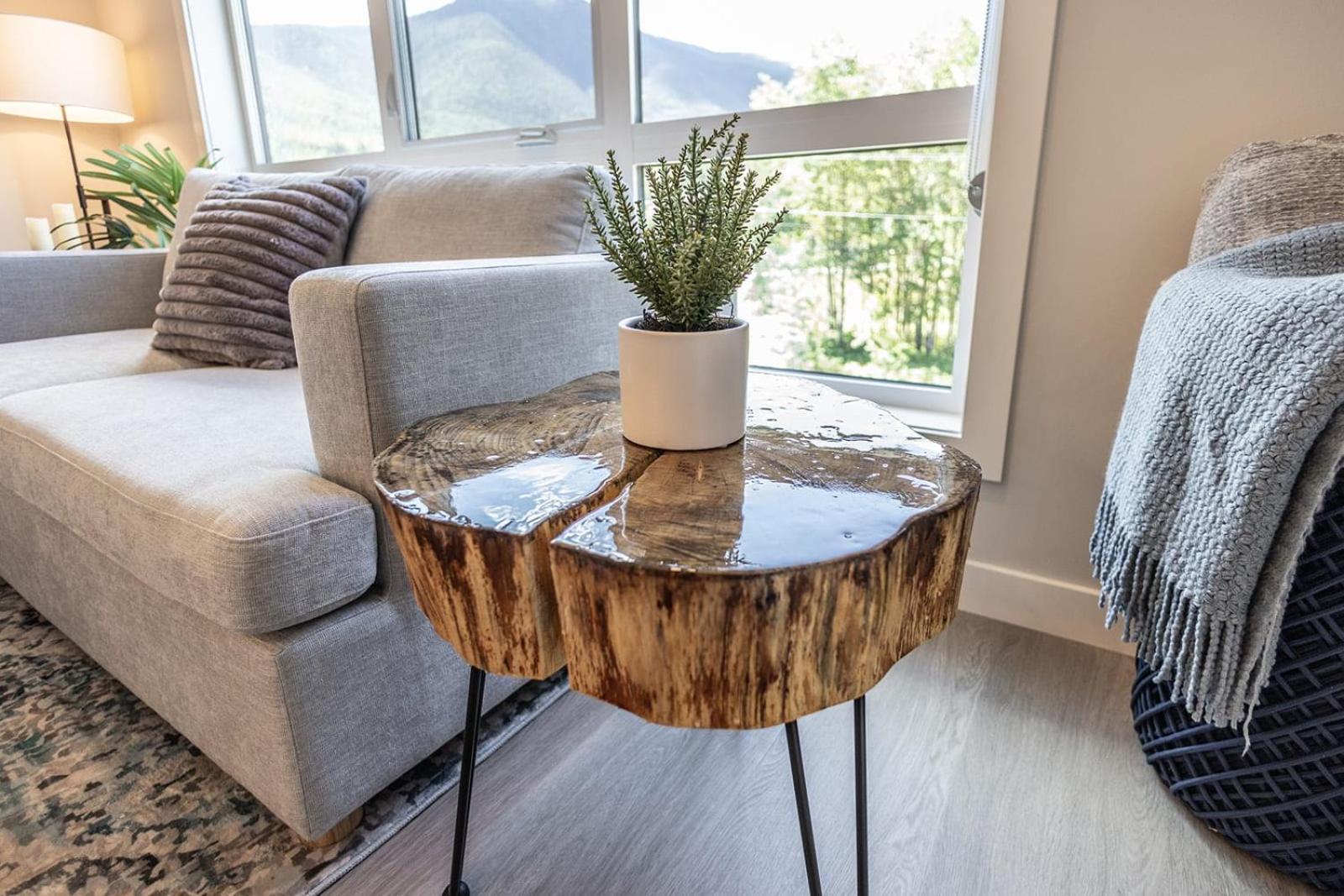 Serenity at Sparrowhawk Lodge Brand New 2Bd 2Ba