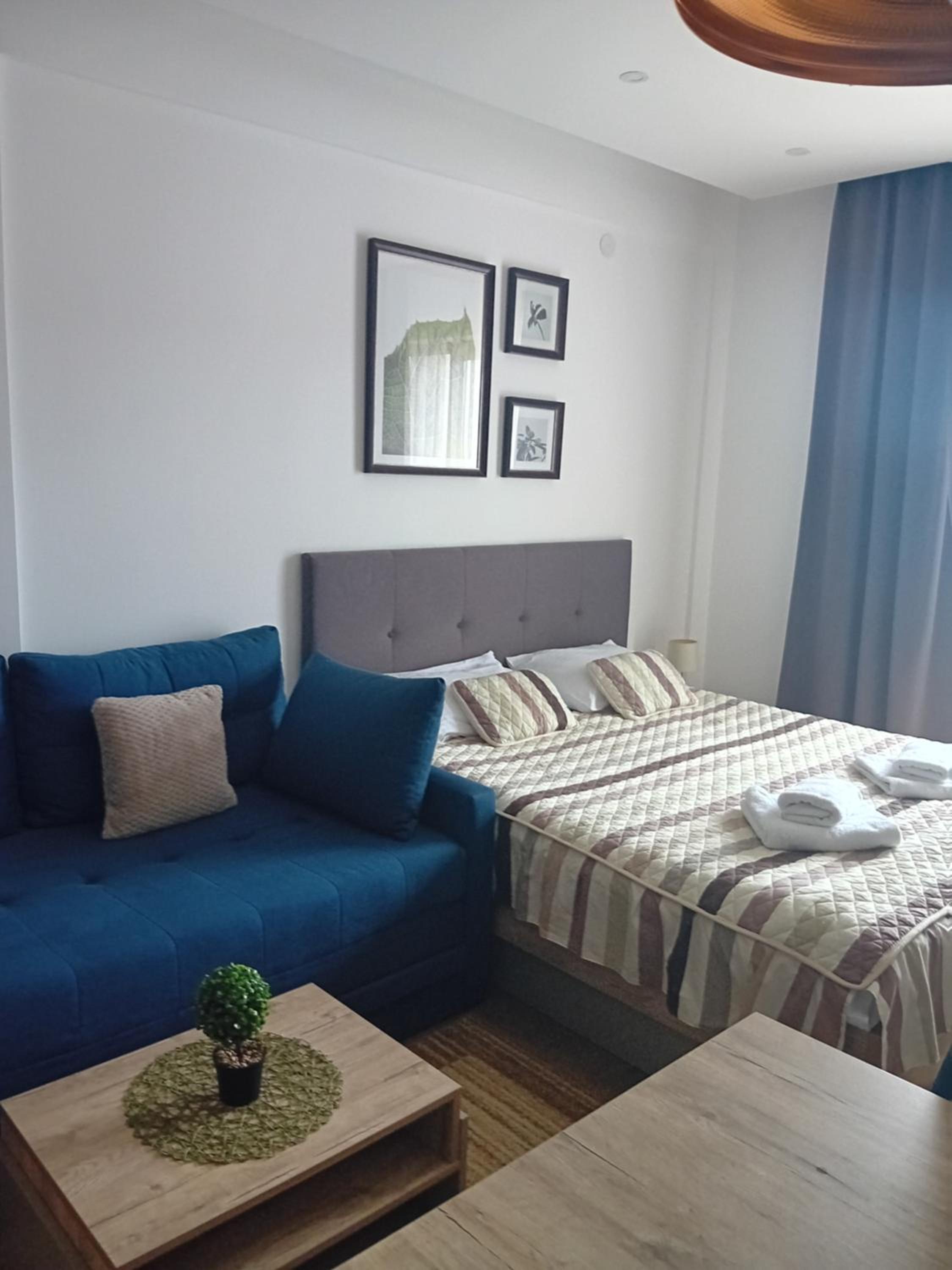 Studio Ristic Milmari L5