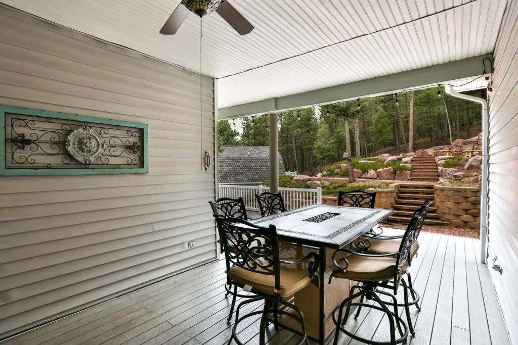 Family Retreat with 3 Acres and Minutes to Town view 4