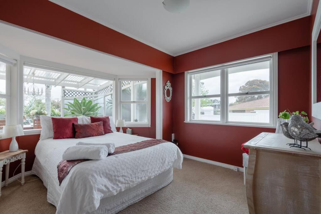 Edgewater Retreat