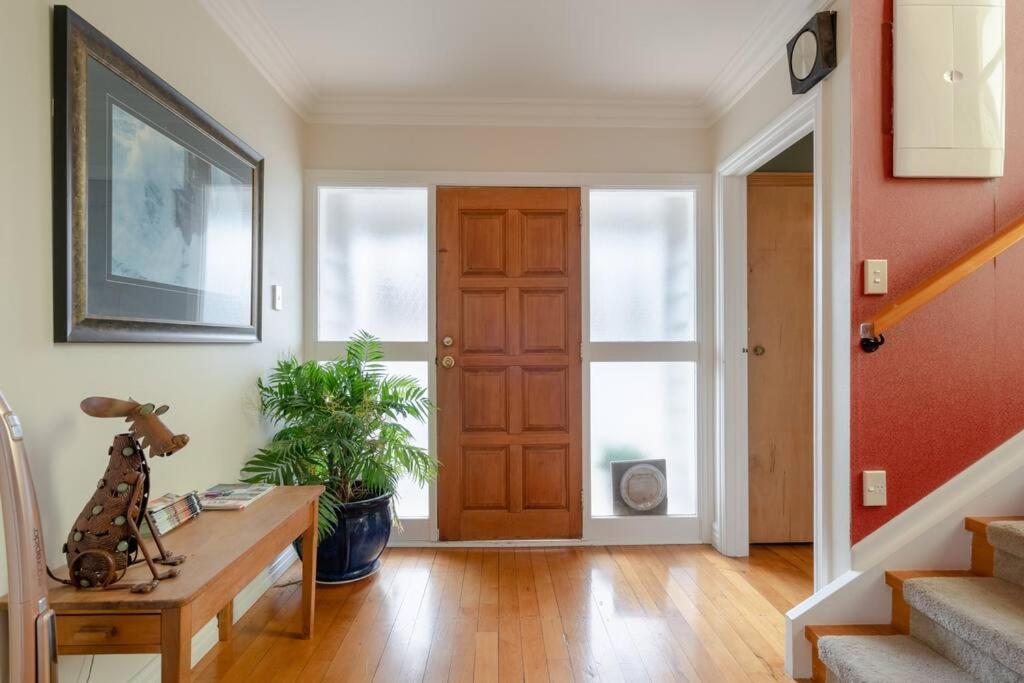 Edgewater Retreat