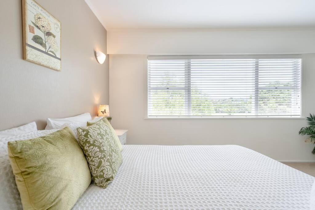 Edgewater Retreat