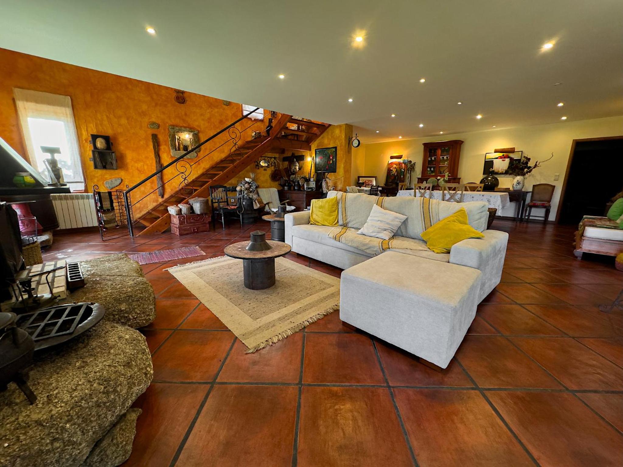 Olival House