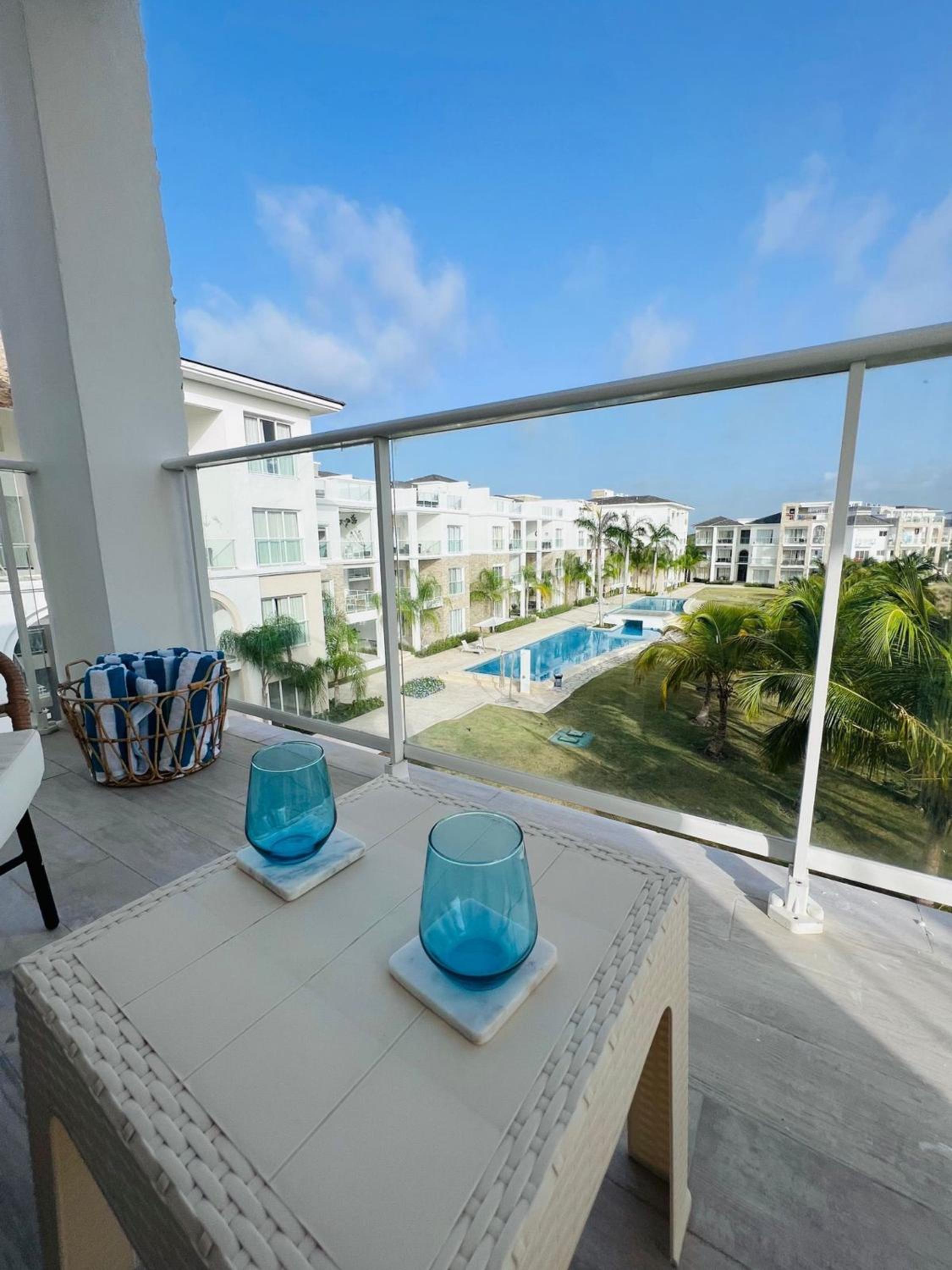 2-Bdr Condo with Lake Views & Hard Rock Golf C. view 2