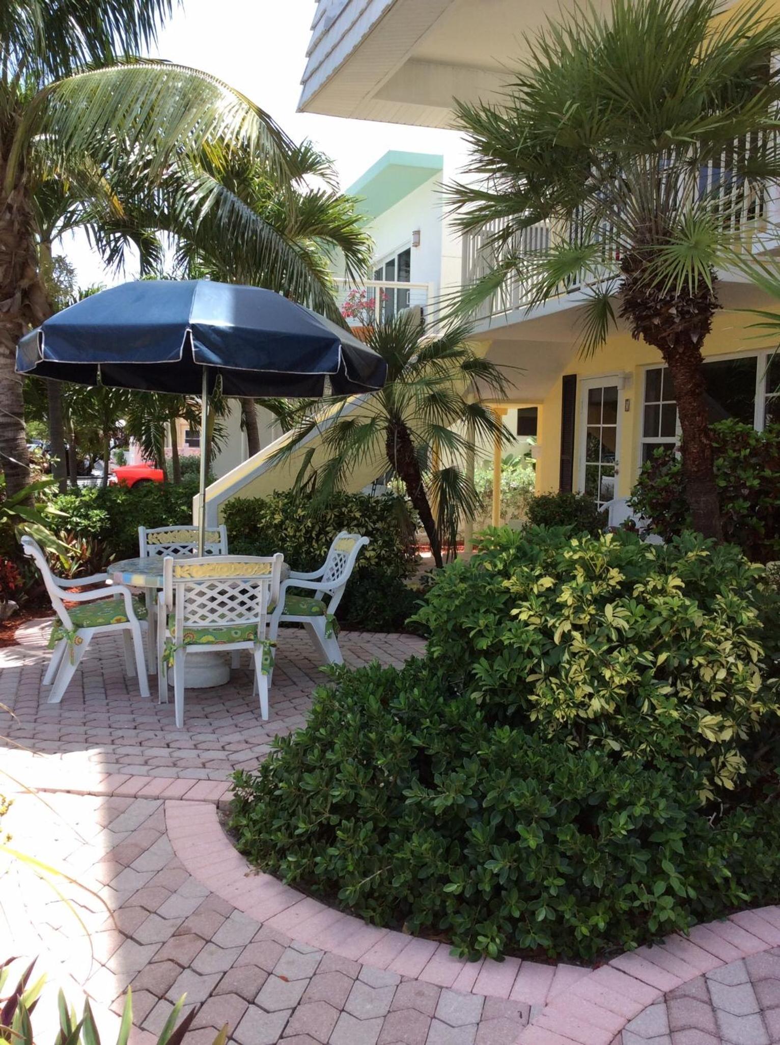 Sea Spray Inn
