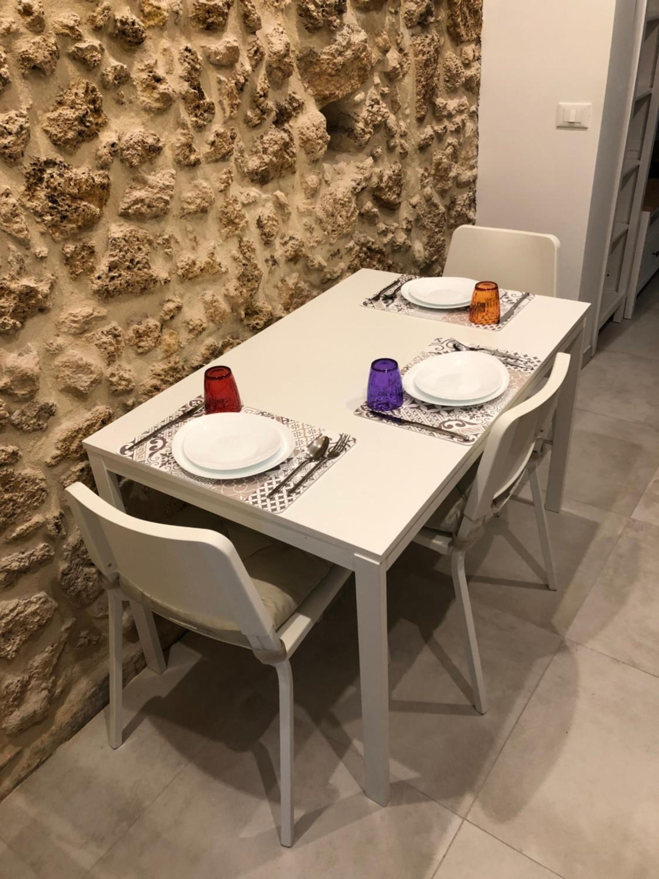Tannur Del Carmine view 3