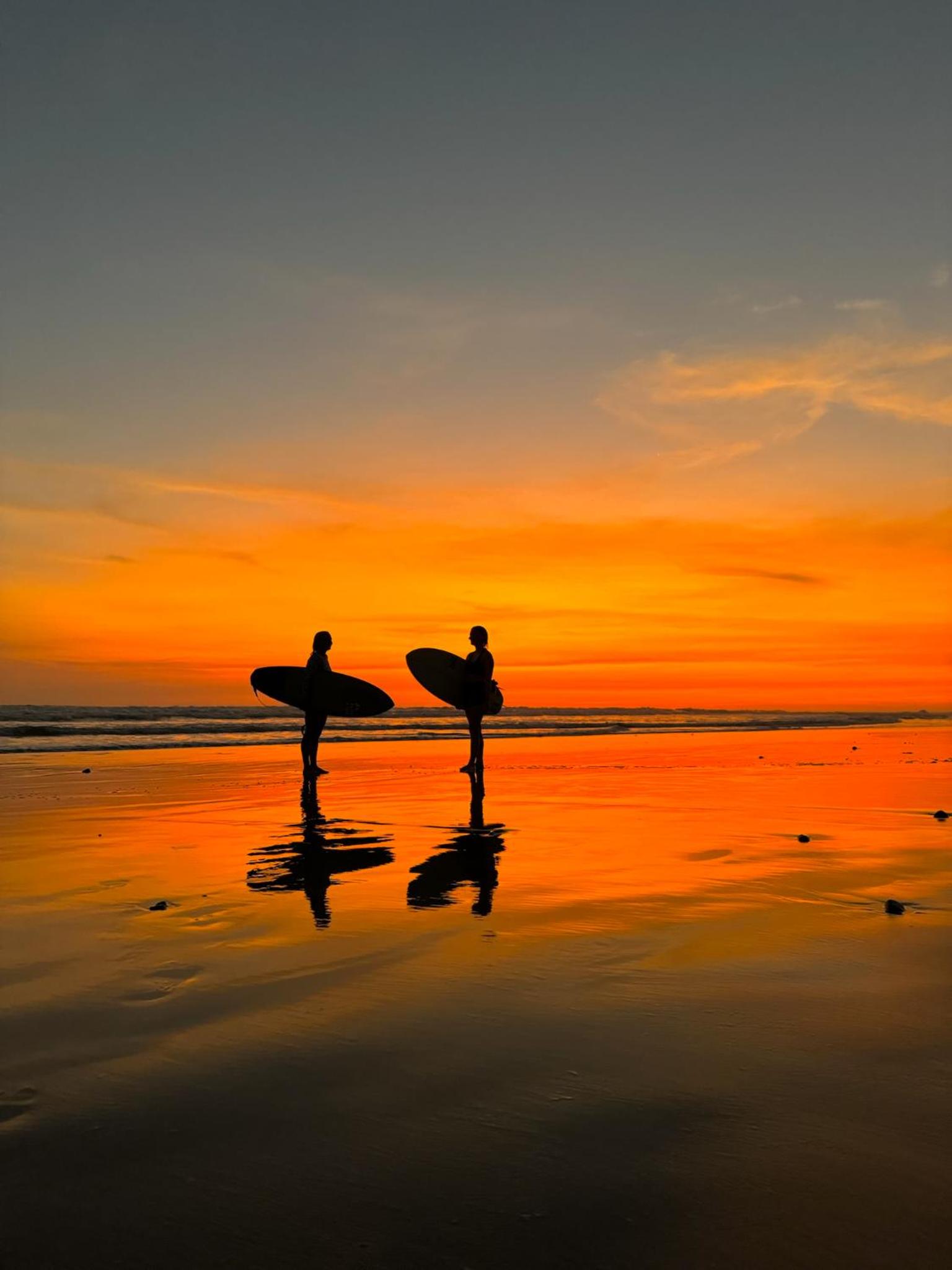 The Cafecito Surfhouse - Santa Teresa