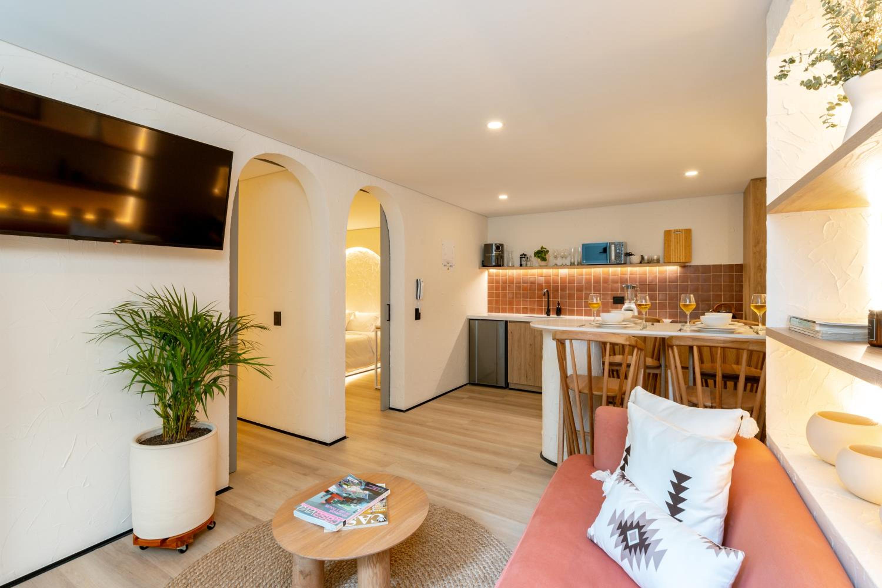 Casa Fiora Laureles