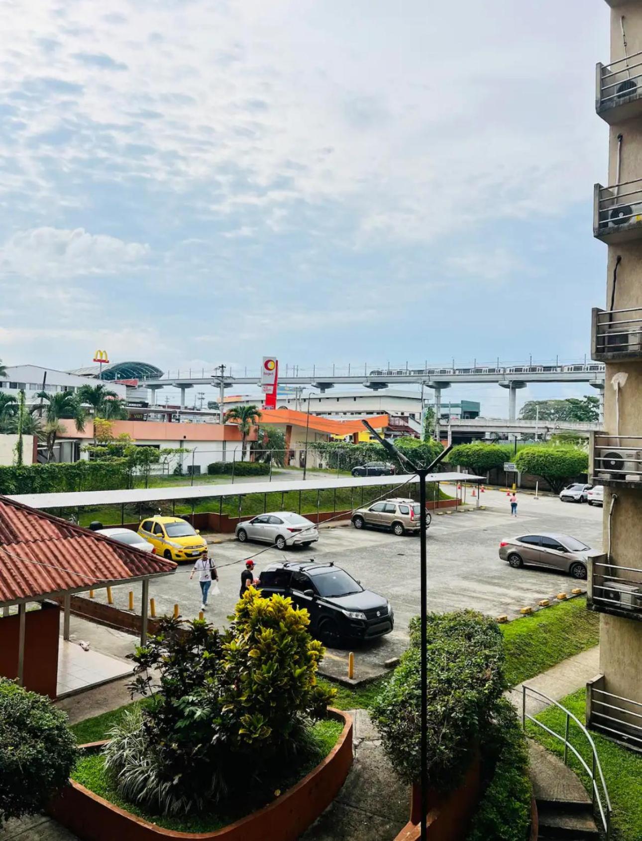 Apartamento completo cerca del aeropuerto