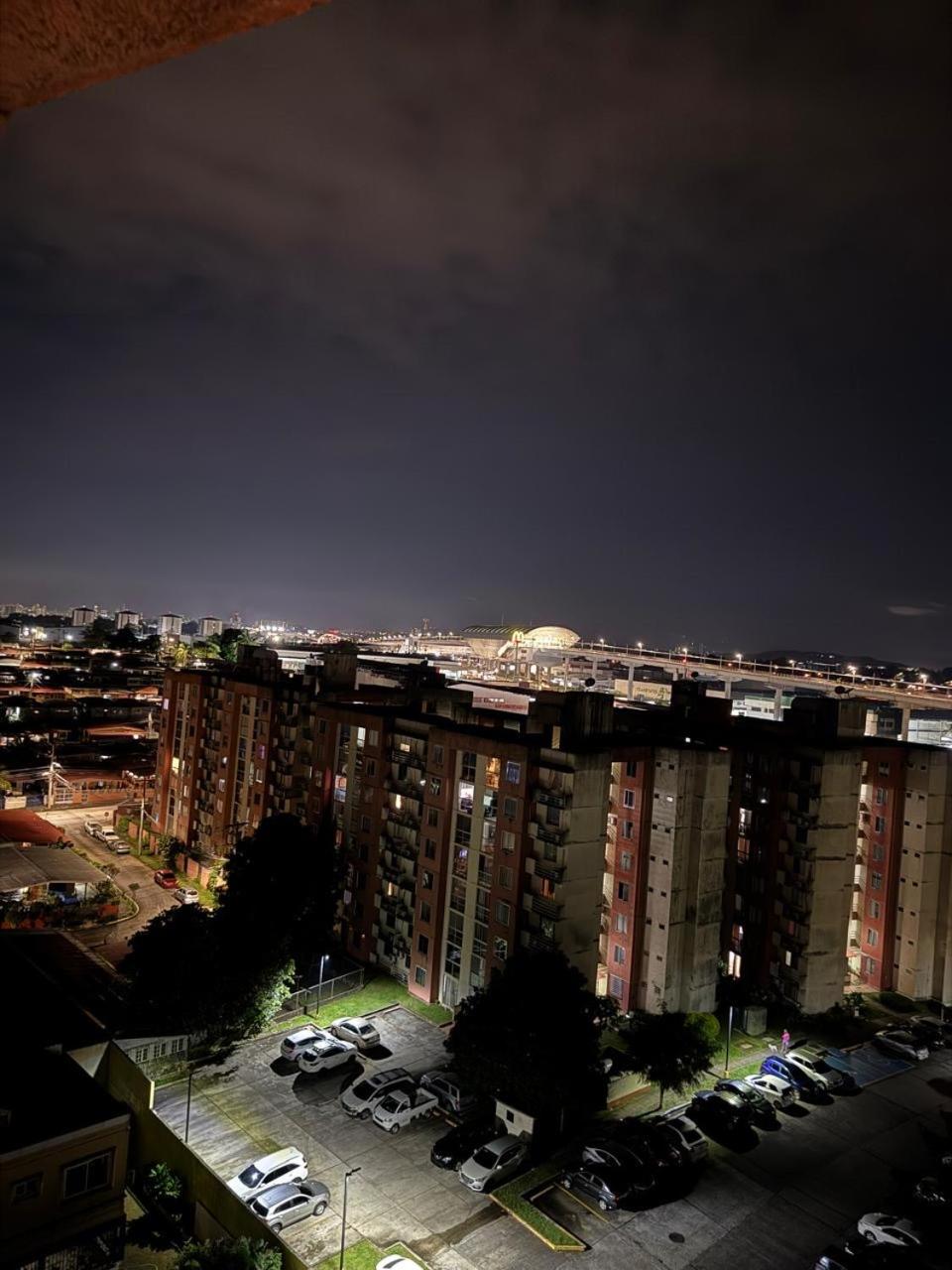 Apartamento completo cerca del aeropuerto