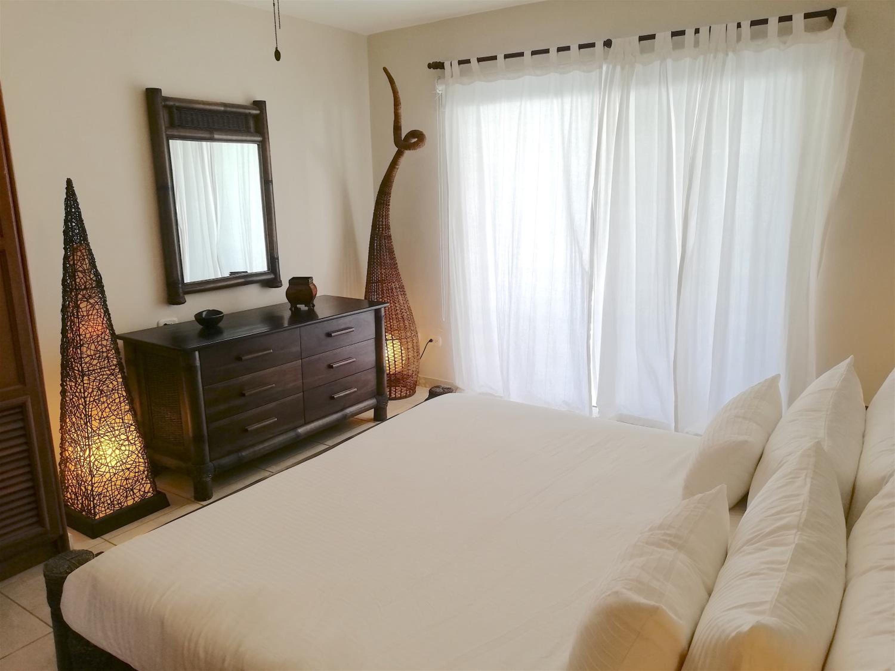CORAL VILLAS Private Beach Resort and Spa
