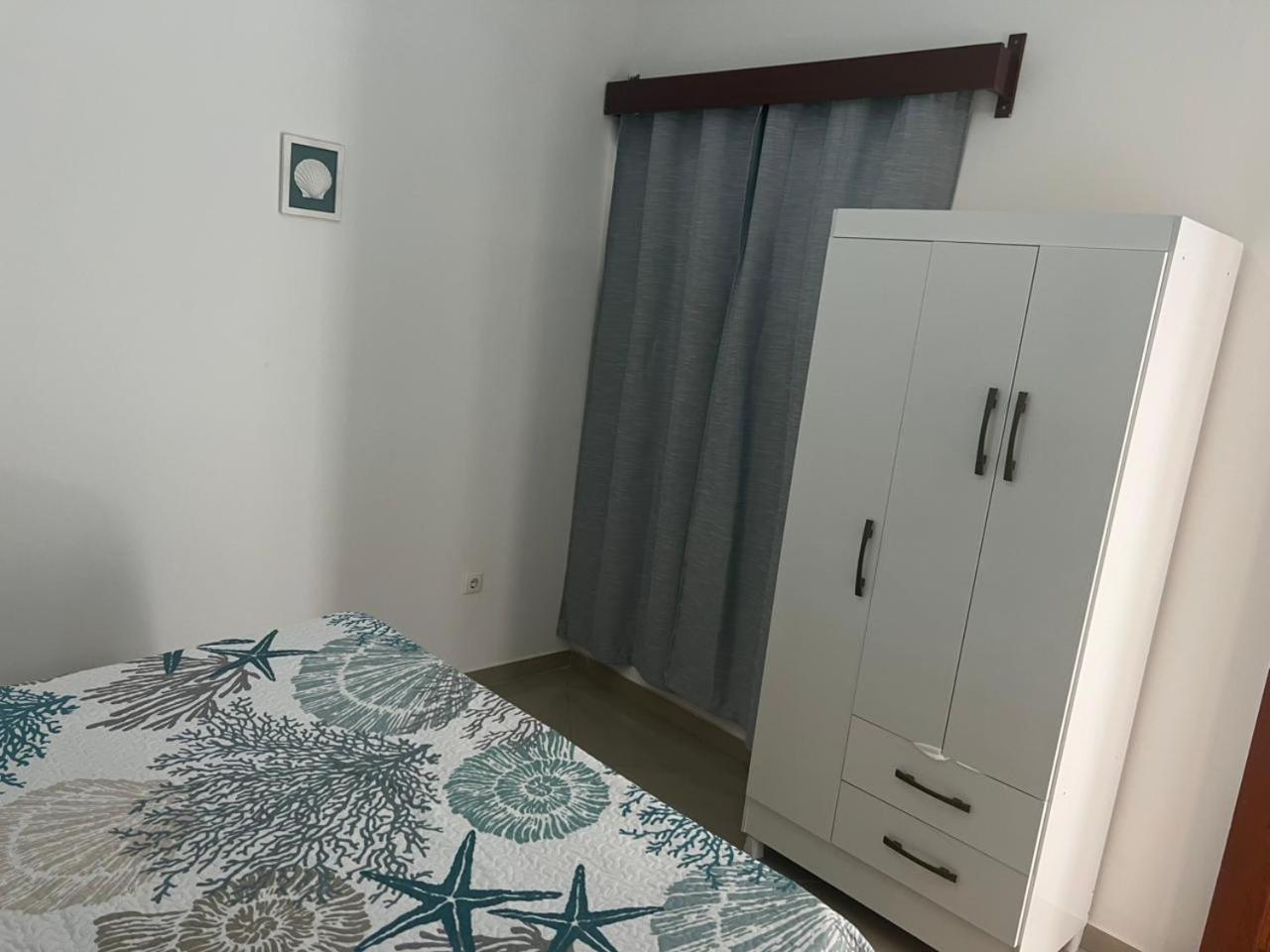 Techas Stylish 2-Bedroom 8 min to Beach