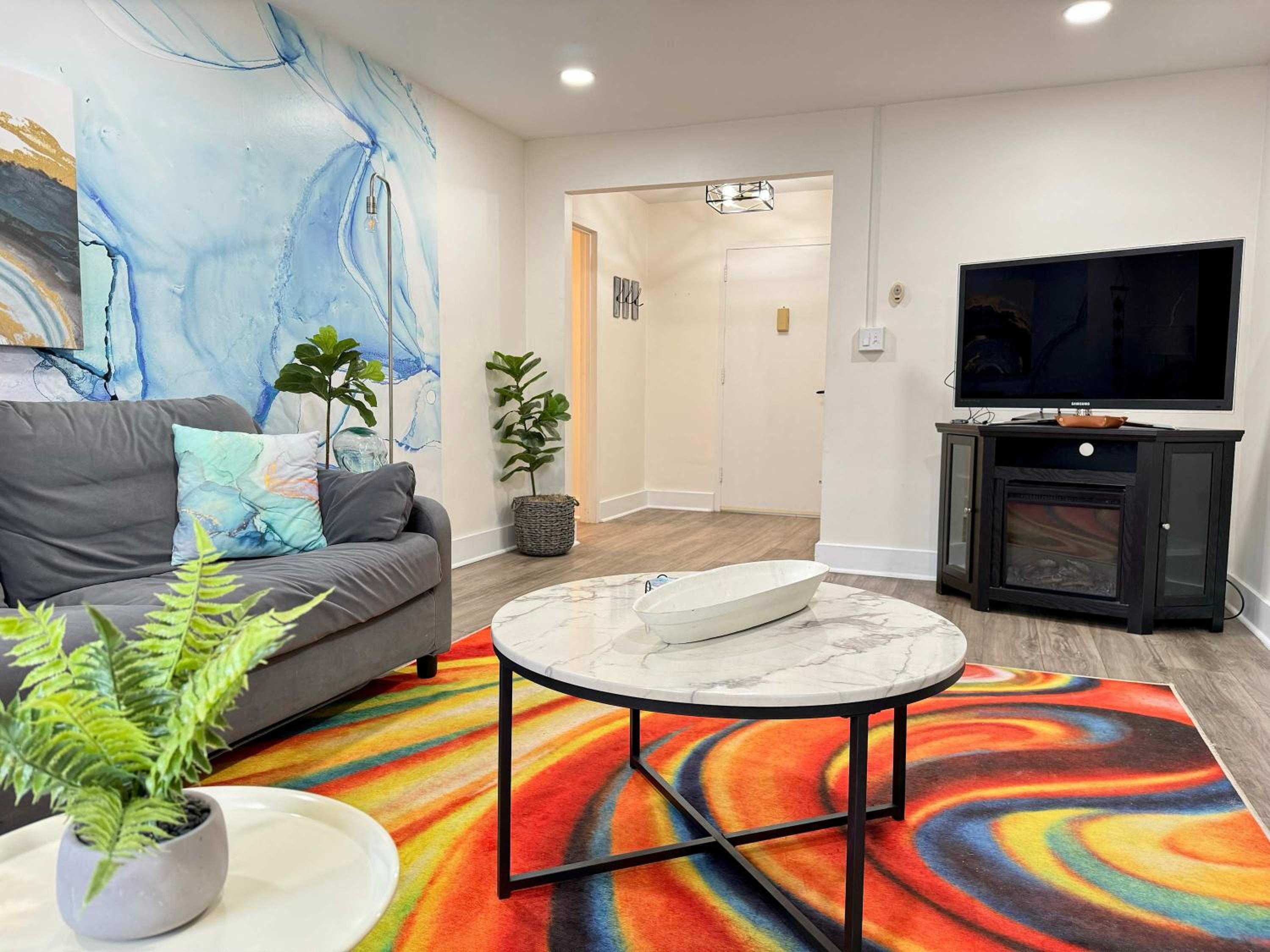 2B1B Modern Downtown ATL Condo w 1 Free Parking LM1007