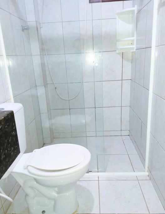 6 - Apartamento de 02 quartos com jacuzzi em Bombas