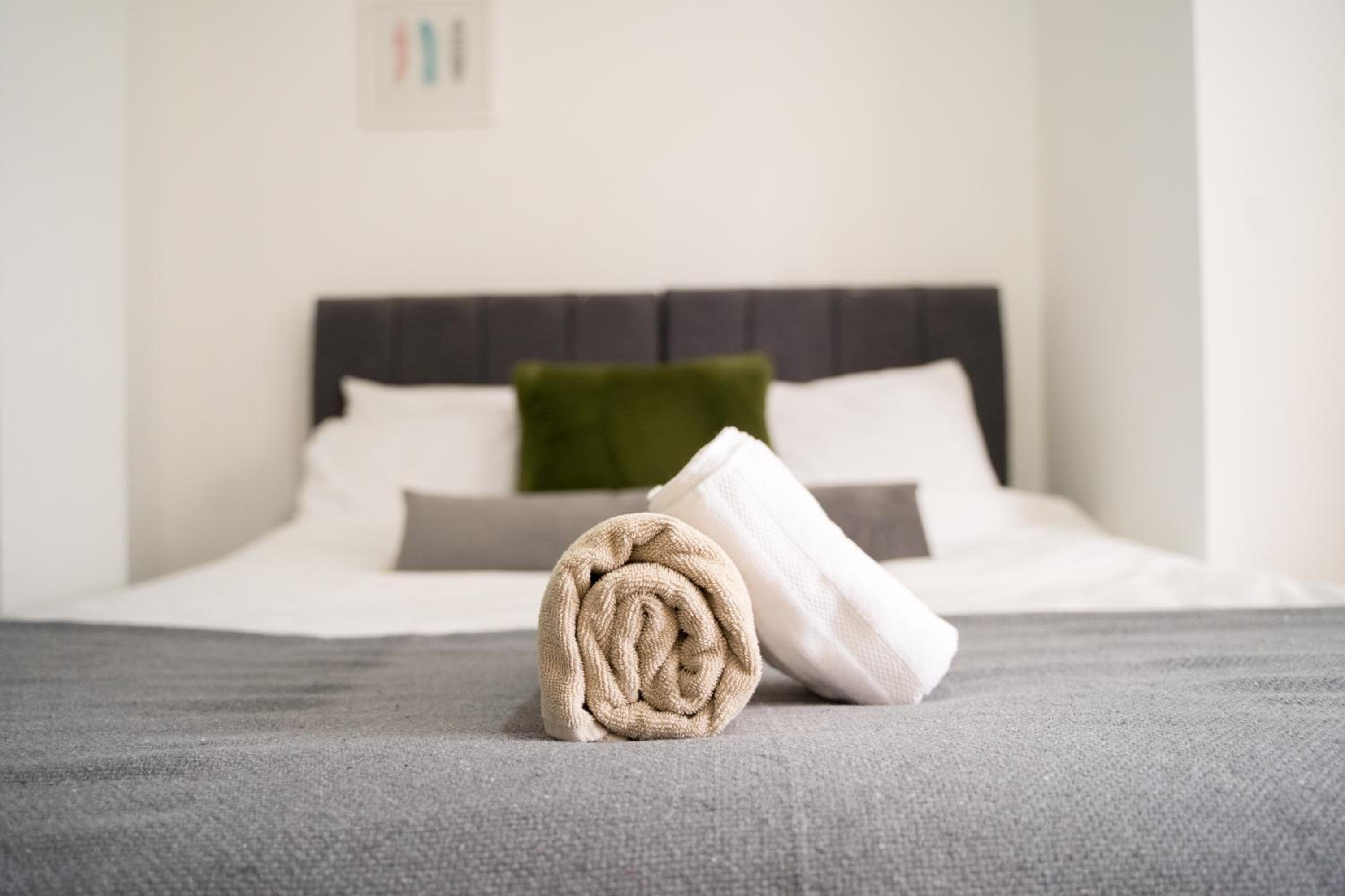 The Kensington Apartment, FREE CarPark, Ideal Location for exploring Oxford City & nearby places, easy access to ring road MINI PLANT, Universities & Oxfor view 2