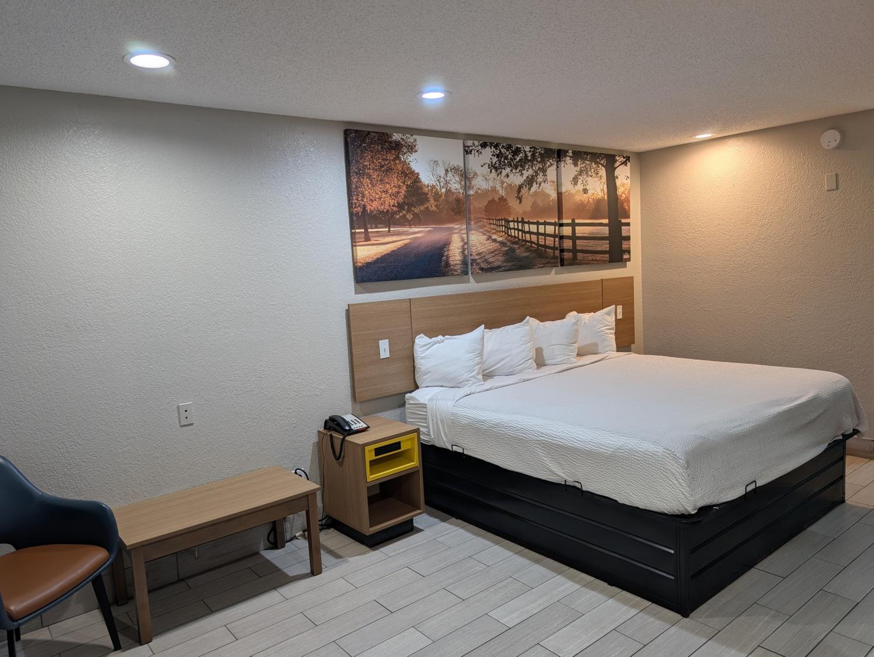 Days Inn by Wyndham Arcadia Louisiana view 2