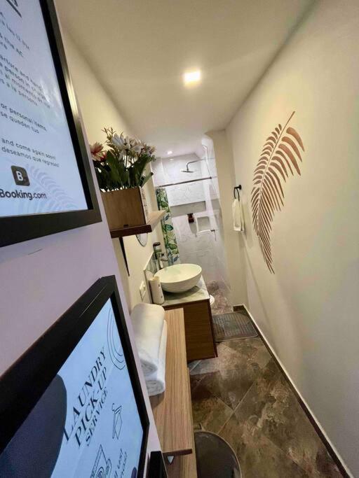 Acogedor y privado estudio cerca a la muralla