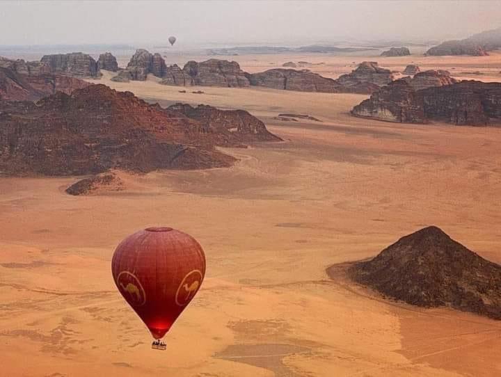 Manar Bubbel Luxury Camp