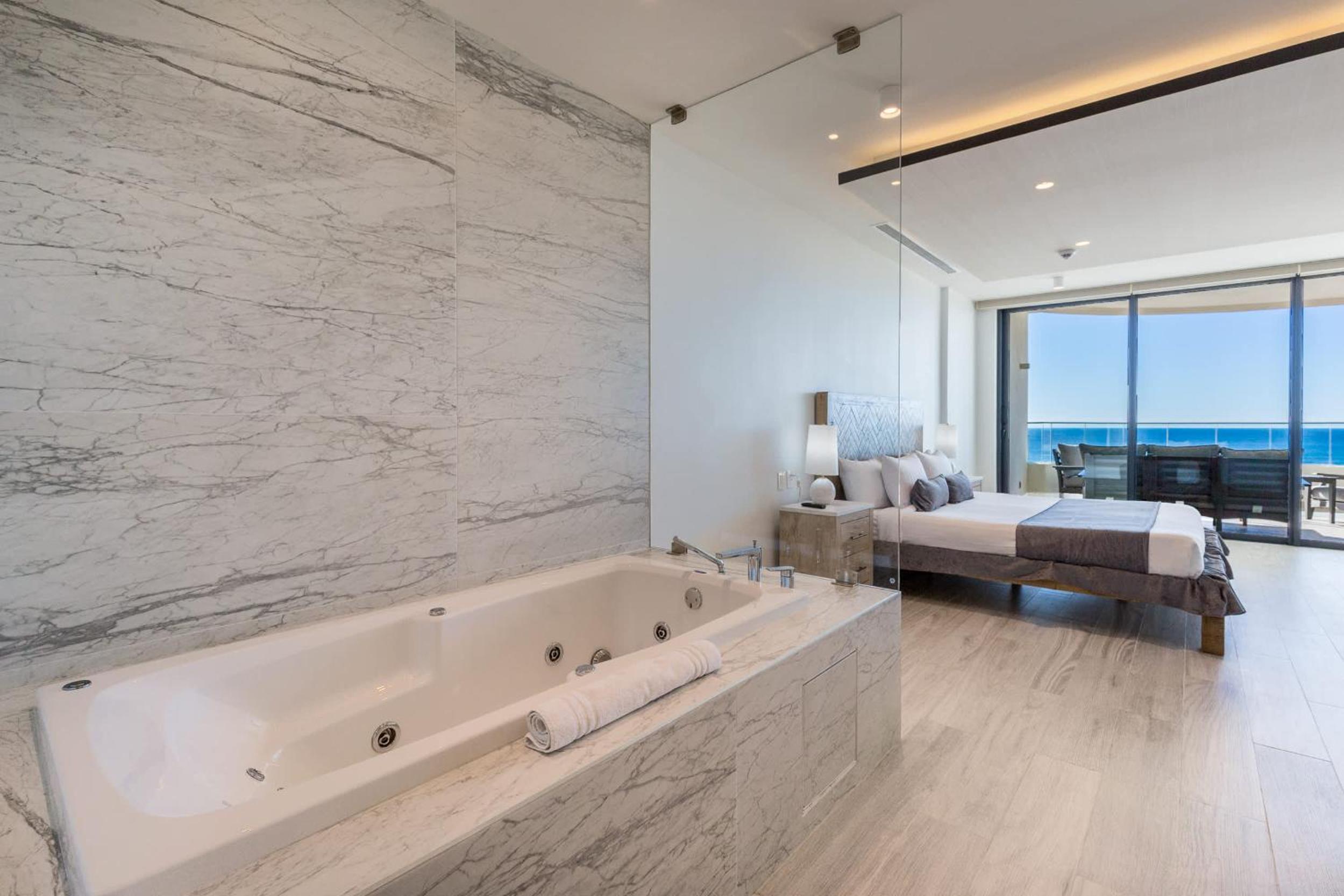 Oceanfront Vibes Iconic Beachside Getaway