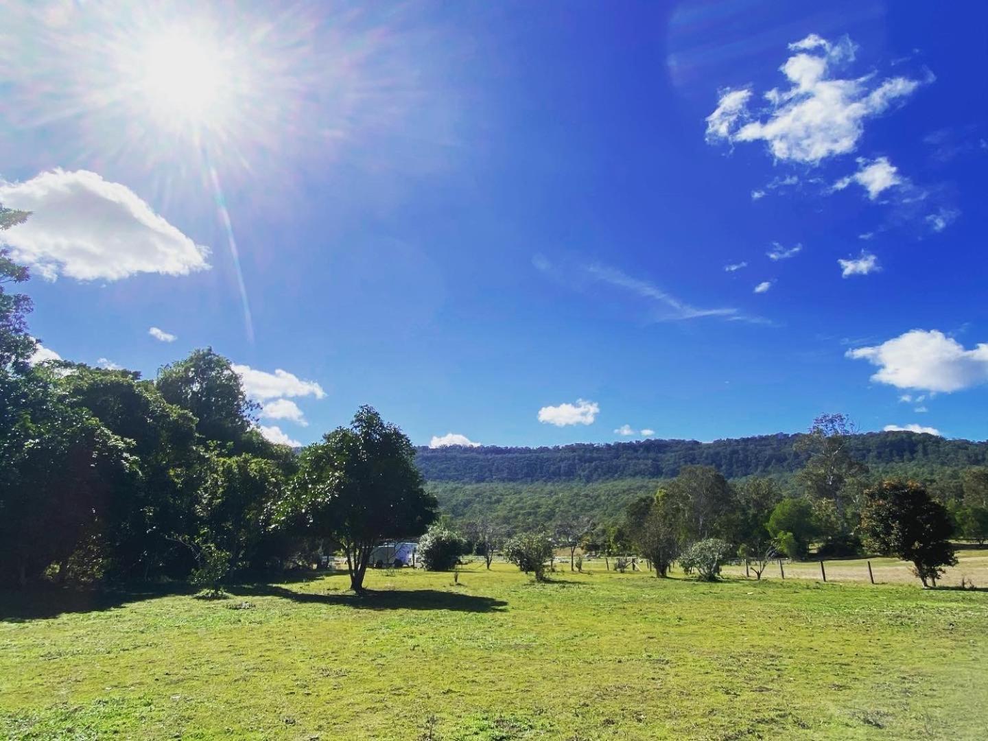 Crystal Cottage Retreat- Escape to the Hinterland!
