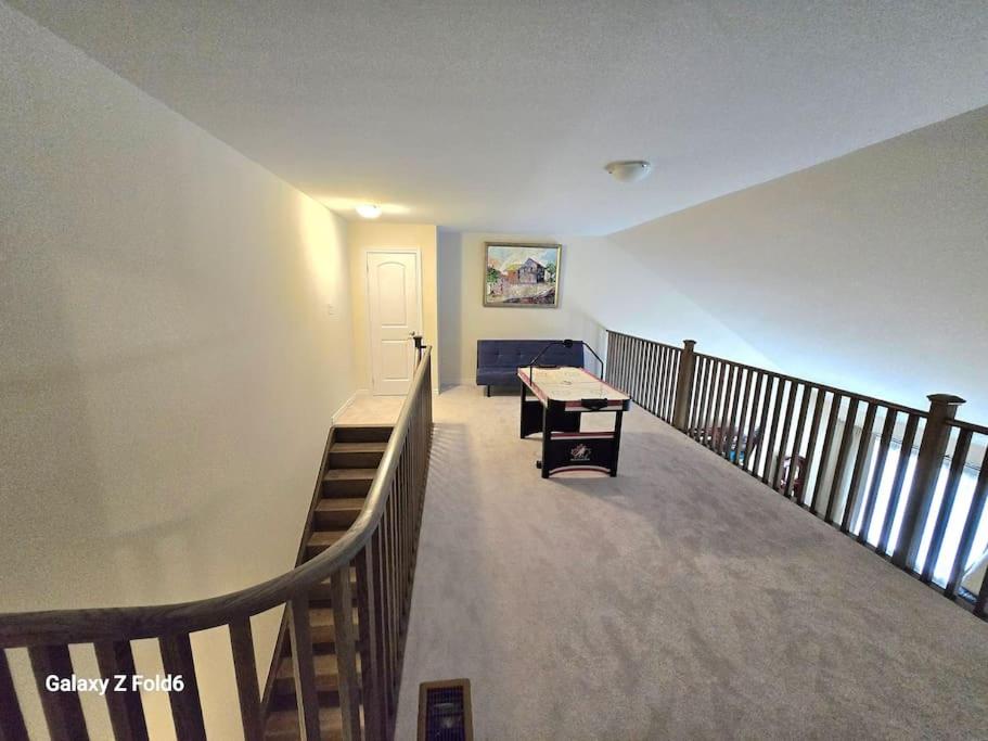 Luxury bungalow in Thorold near Niagara falls