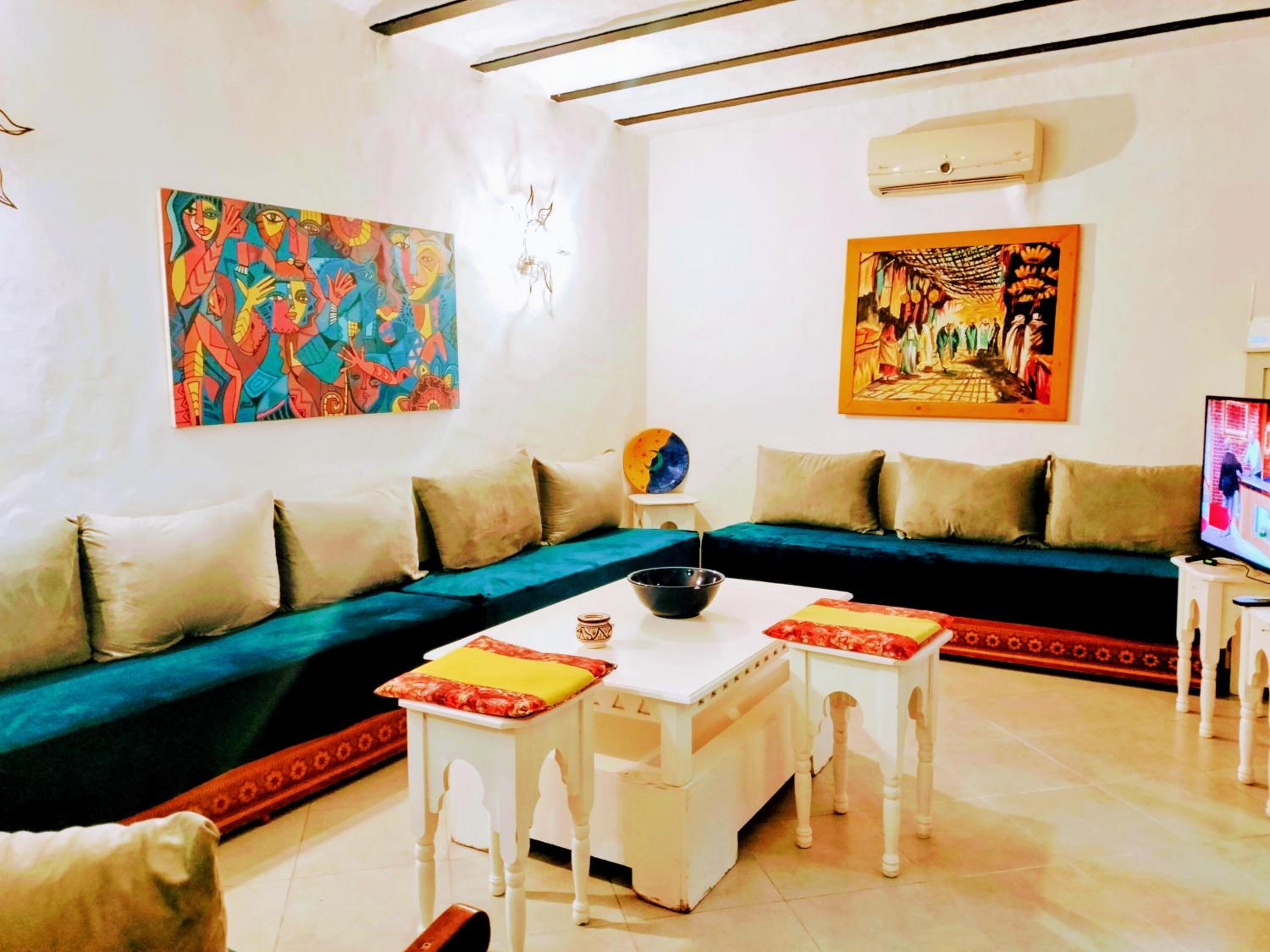 lounge