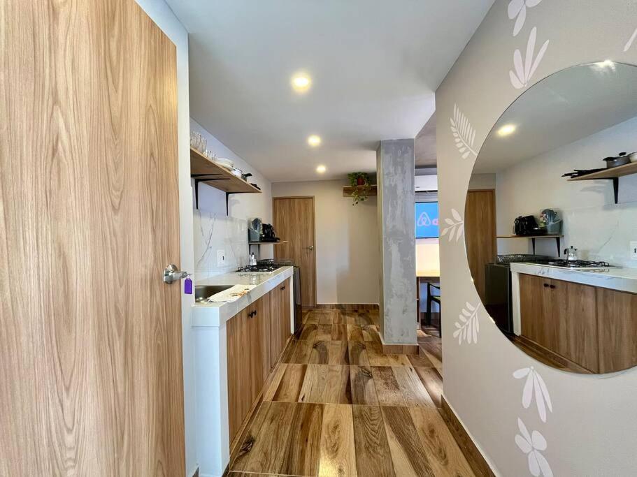 Fancy Studio With Balcony Near Old Town