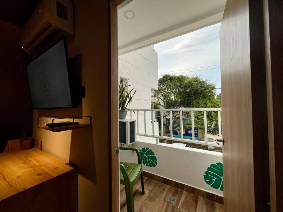 Fancy Studio With Balcony Near Old Town