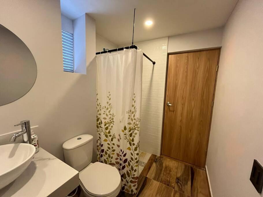 Fancy Studio With Balcony Near Old Town