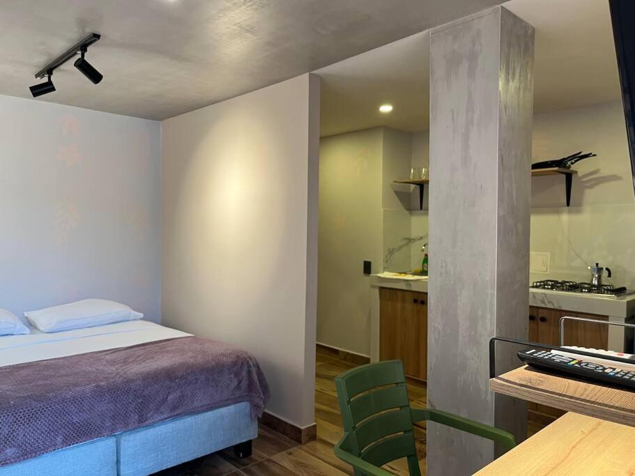 Fancy Studio With Balcony Near Old Town