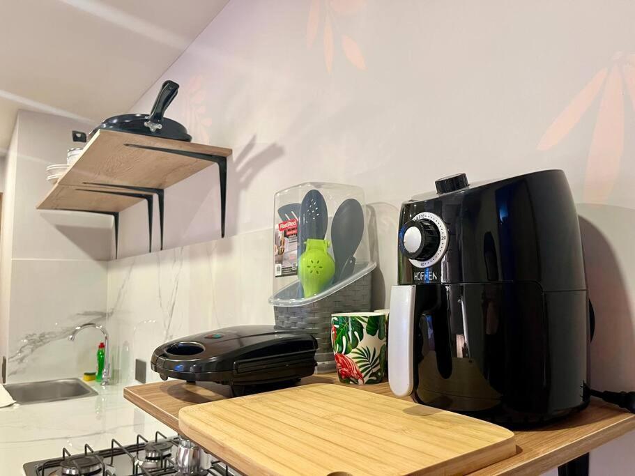 Fancy Studio With Balcony Near Old Town