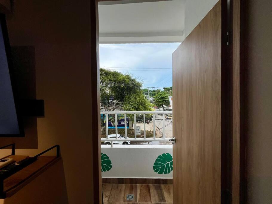 Fancy Studio With Balcony Near Old Town