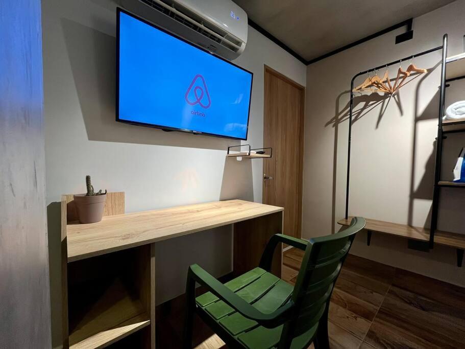 Fancy Studio With Balcony Near Old Town