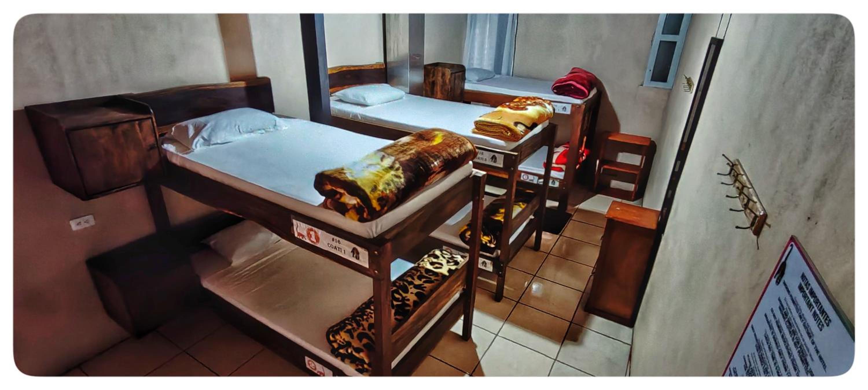 Hostel Coati Place Bed & Breakfast Adults Only