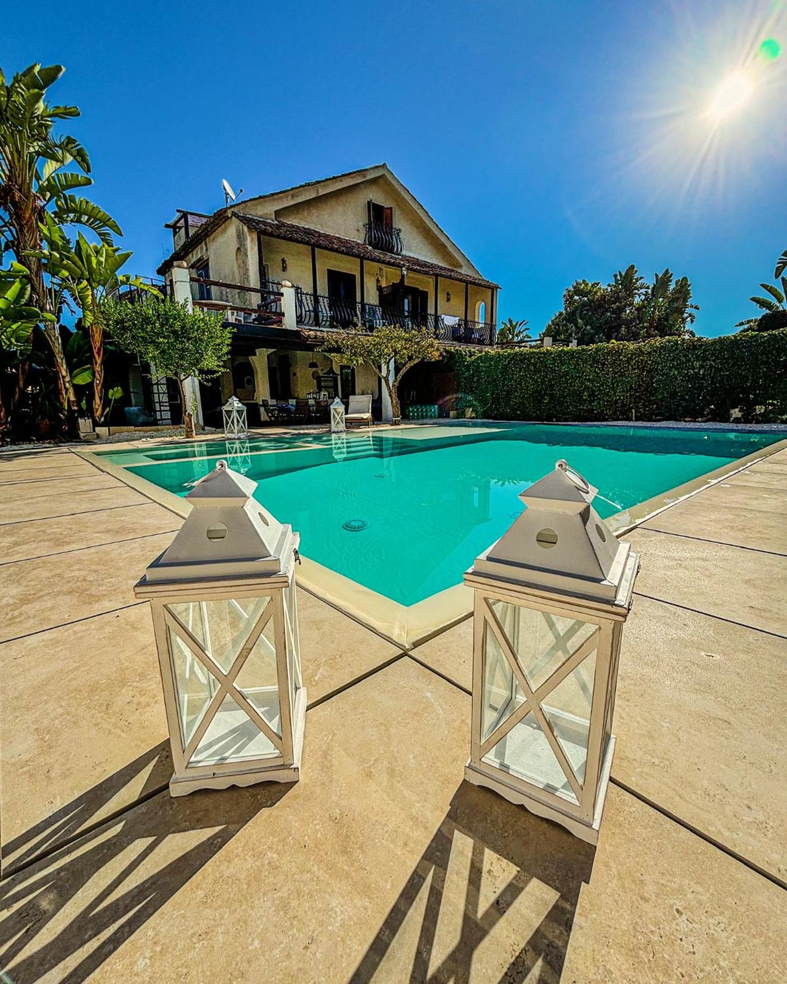 Villa Elisa - Luxury and Style by the Sea