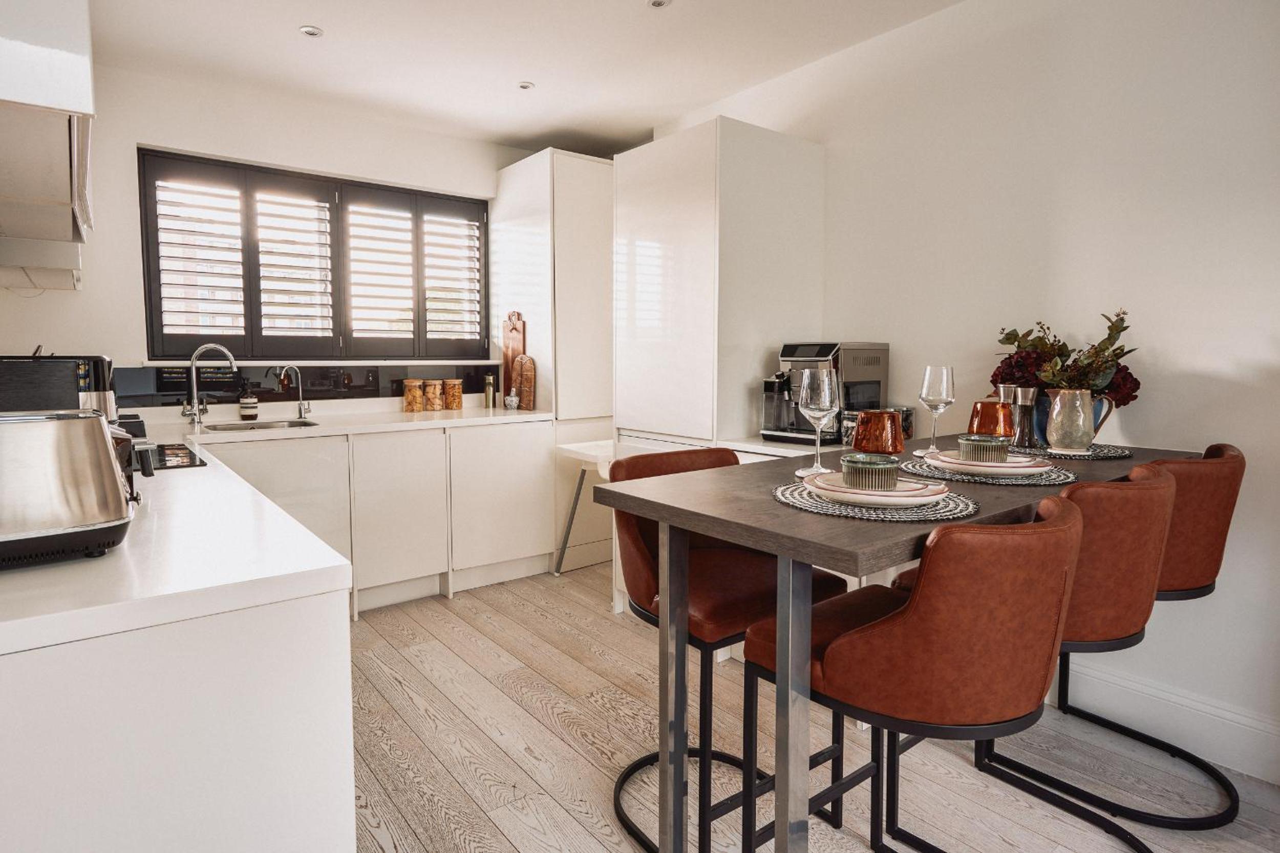 The Elegant Fulham Maisonette with Terrace