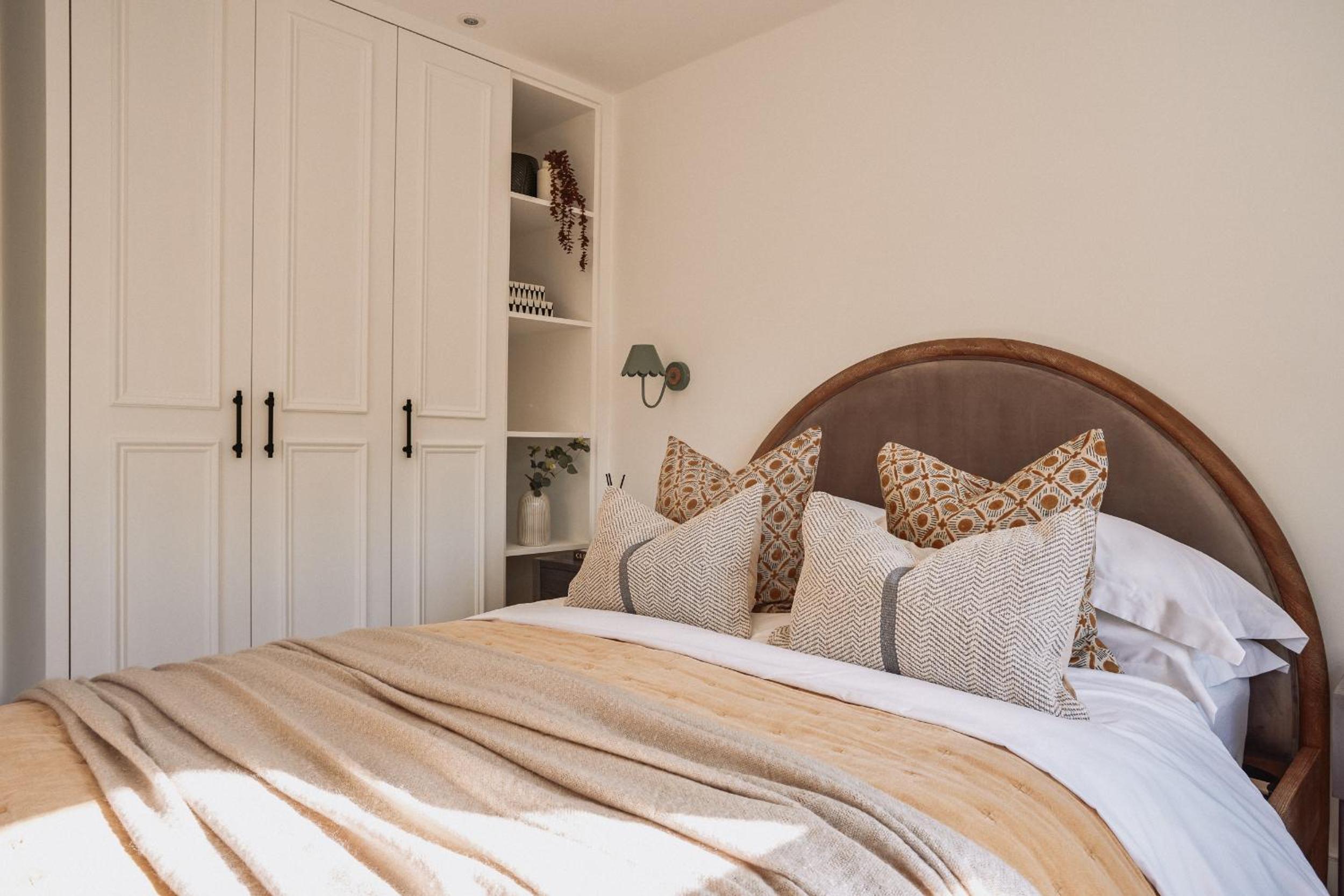 The Elegant Fulham Maisonette with Terrace