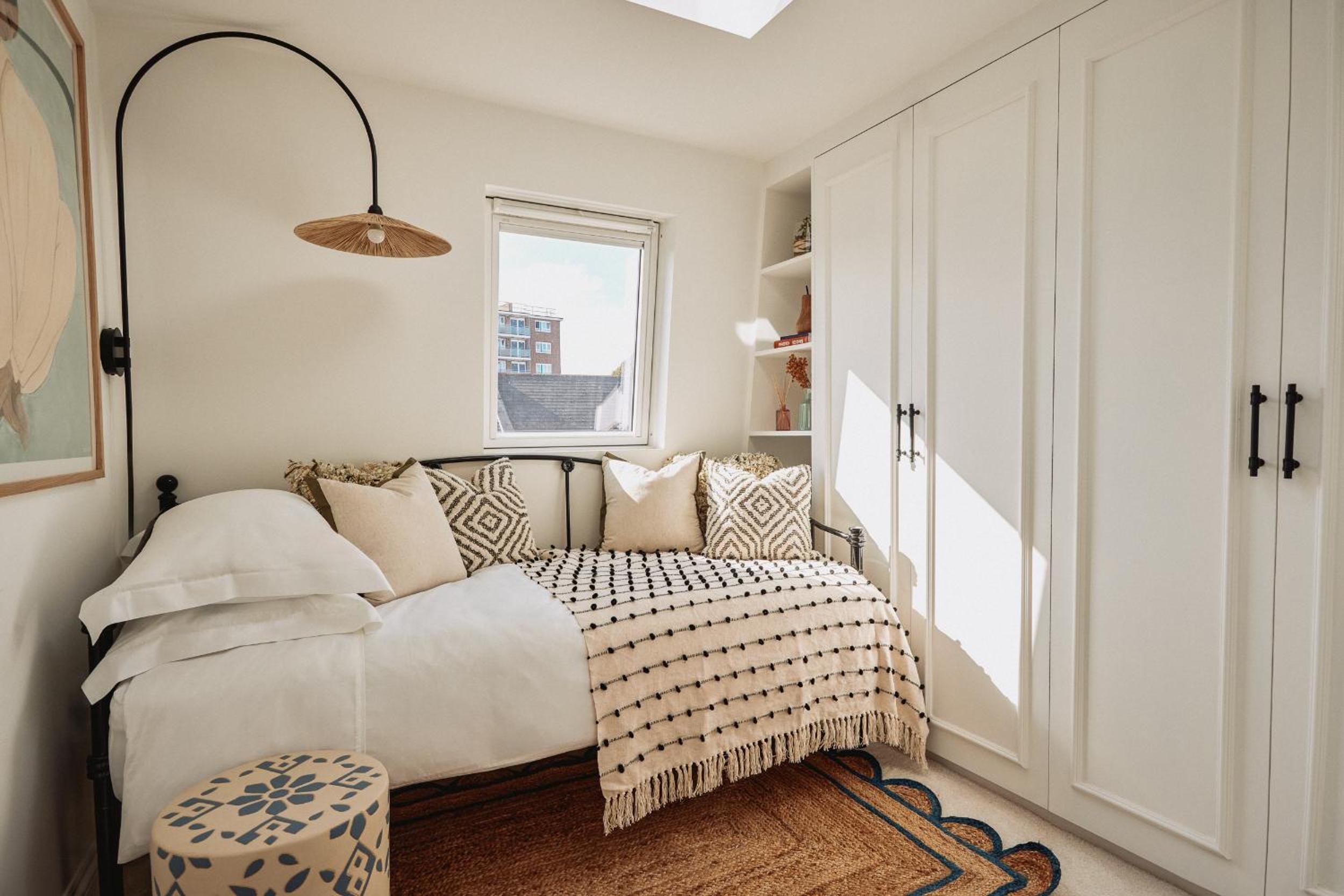 The Elegant Fulham Maisonette with Terrace