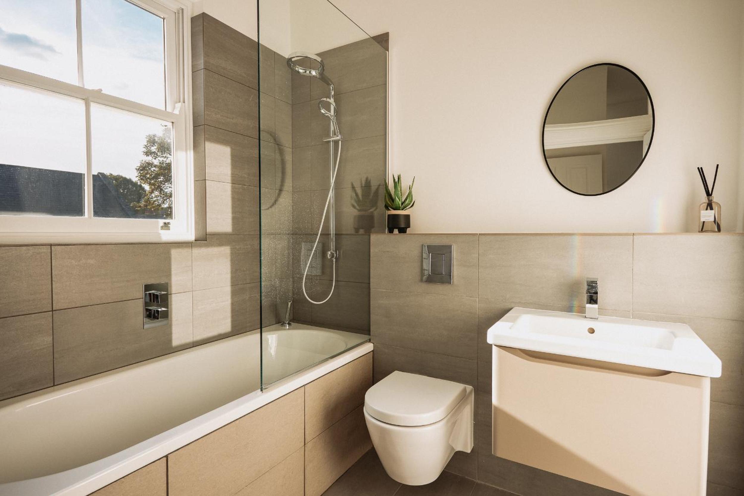 The Elegant Fulham Maisonette with Terrace