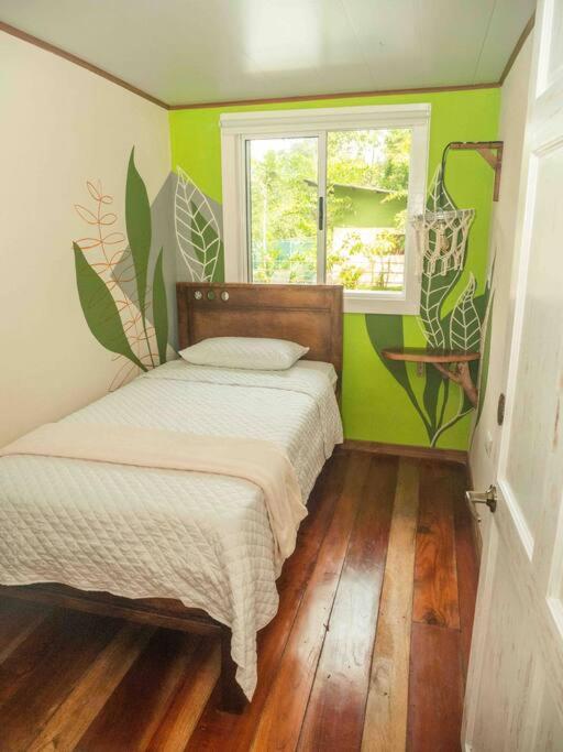 Private Villa with Pool near Manuel Antonio beach
