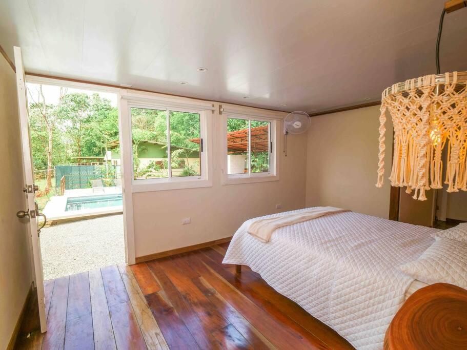 Private Villa with Pool near Manuel Antonio beach