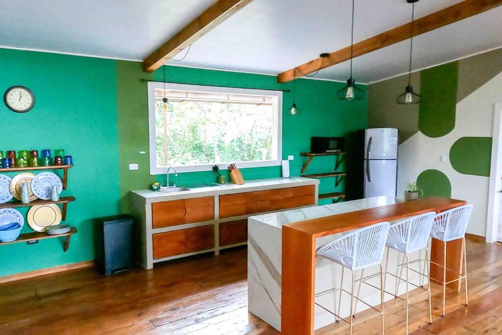 Private Villa with Pool near Manuel Antonio beach