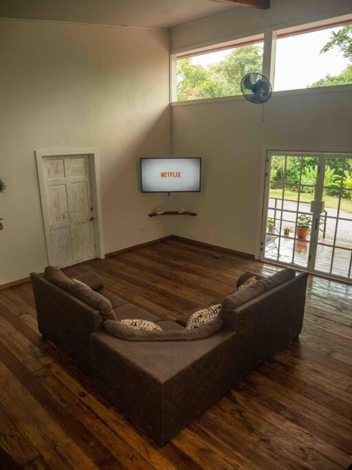 Private Villa with Pool near Manuel Antonio beach