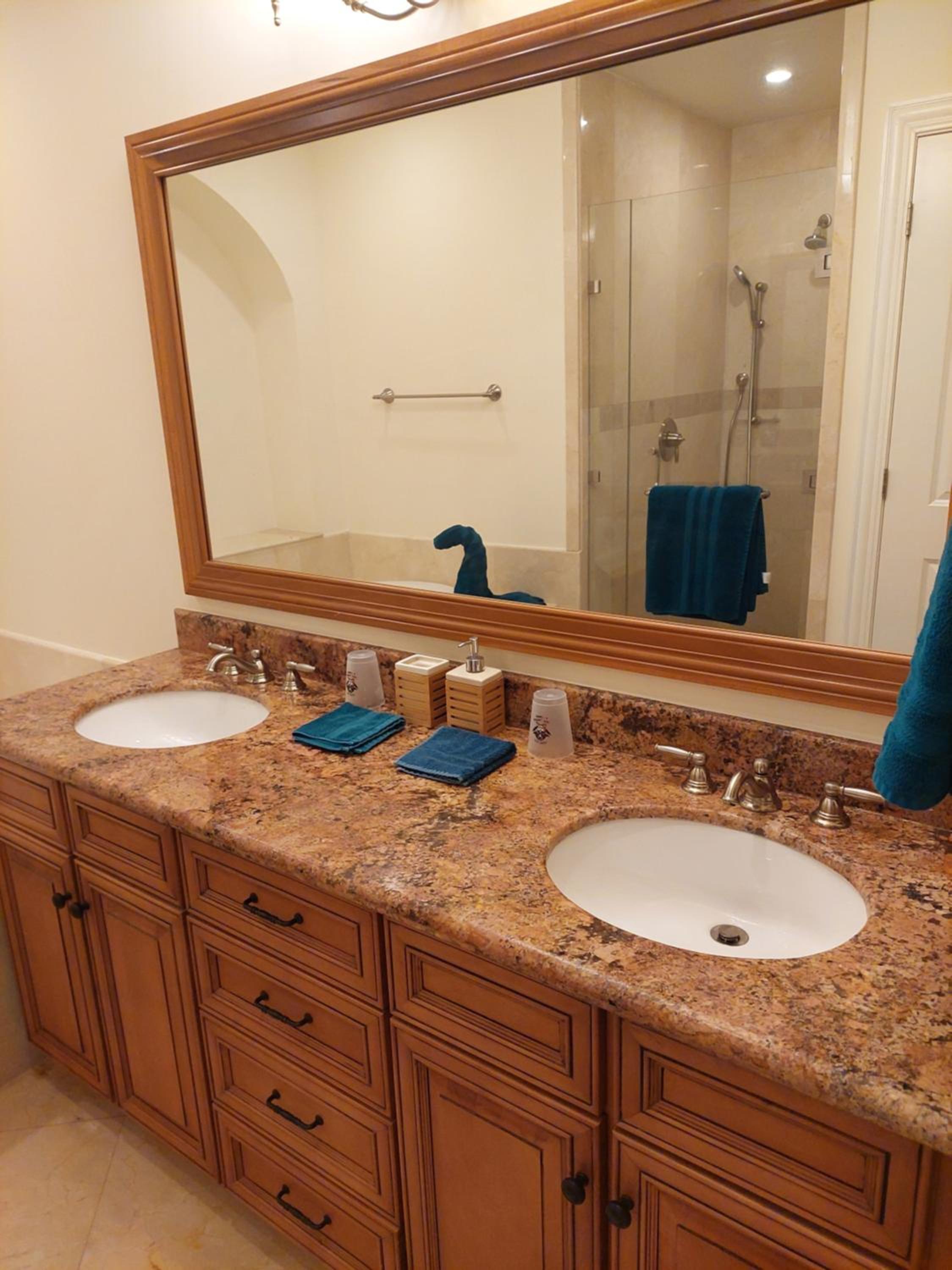 403 Landmark Resort Cozumel beachfront condo