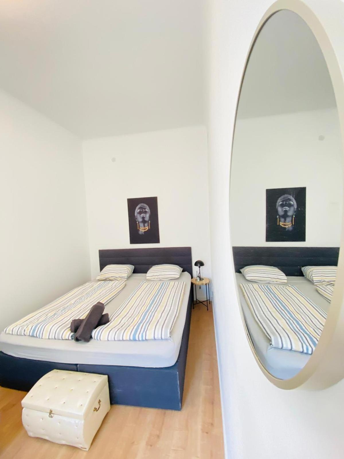 5BR Shared Apt Ideal for Groups 7 Min to Westbahnhof
